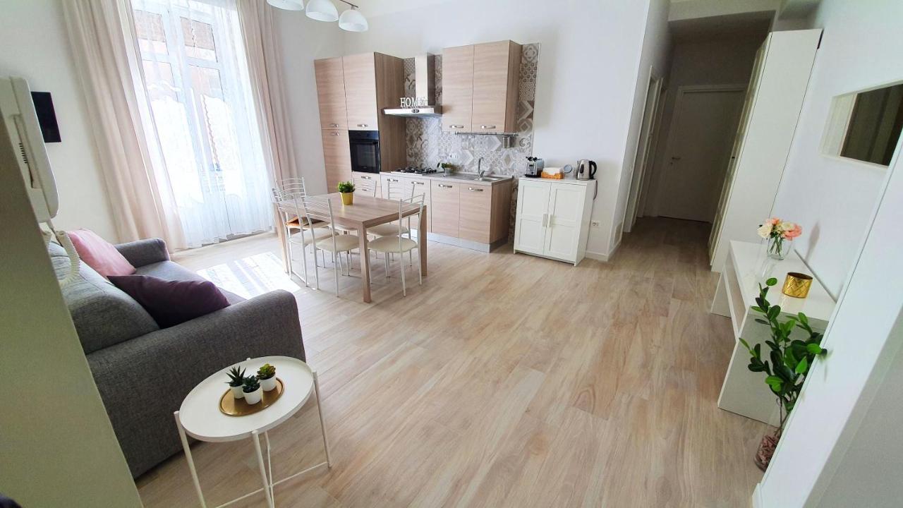 Plinio Home Castellammare di Stabia Exterior foto